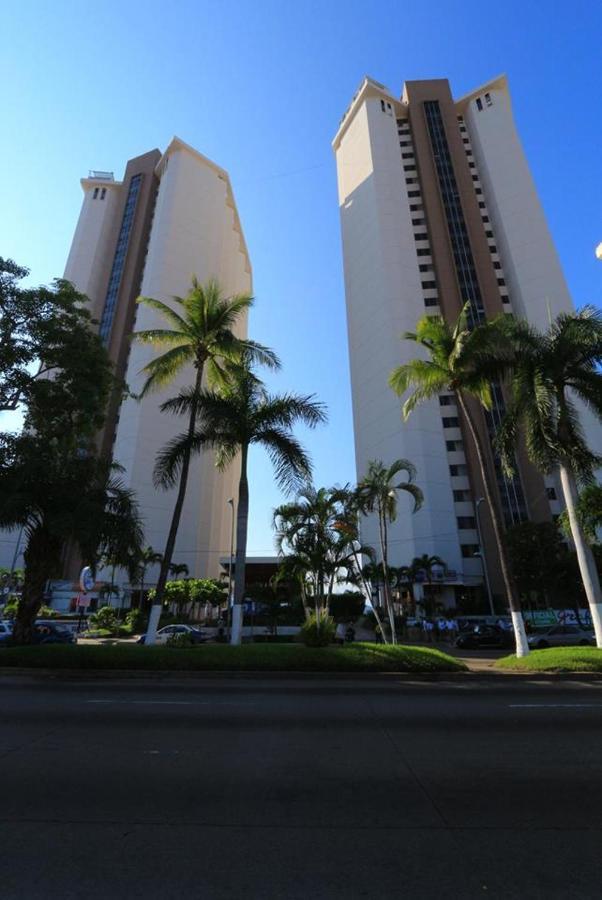 Suites Torres Gemelas Vip Acapulco Exterior photo